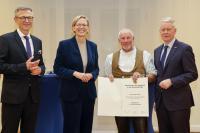 Axel Hachenberger erhält Bundespreis Handwerk in der Denkmalpflege