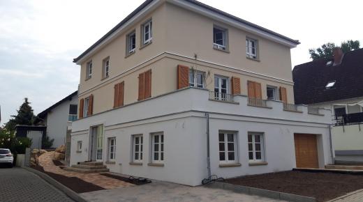 Sprossenfenster in weiß
