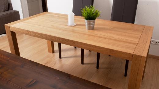 Esszimmer-Tisch aus Eiche