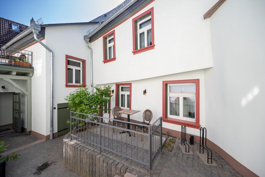 Innenhof Pension Grüner Baum in Oestrich-Winkel