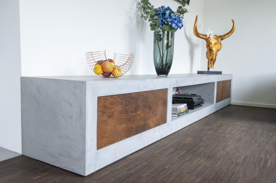 Wohnzimmer Sideboard mit Altholz-Look
