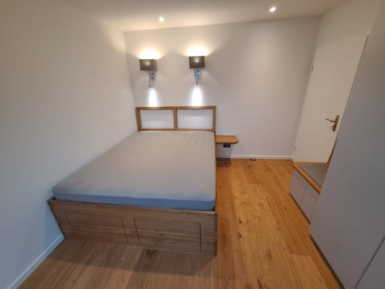 Gästezimmer mit Bett