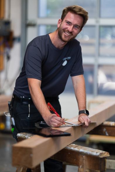 Leon Faust plant den nächsten Arbeitsschritt
